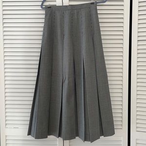 Nordstrom brand MIDI/Maxi pleated skirt